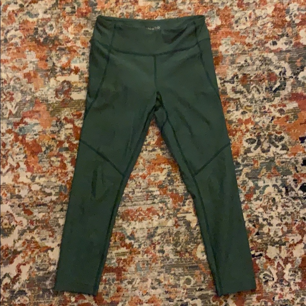 Outdoor Voices warmup 7/8 leggings
